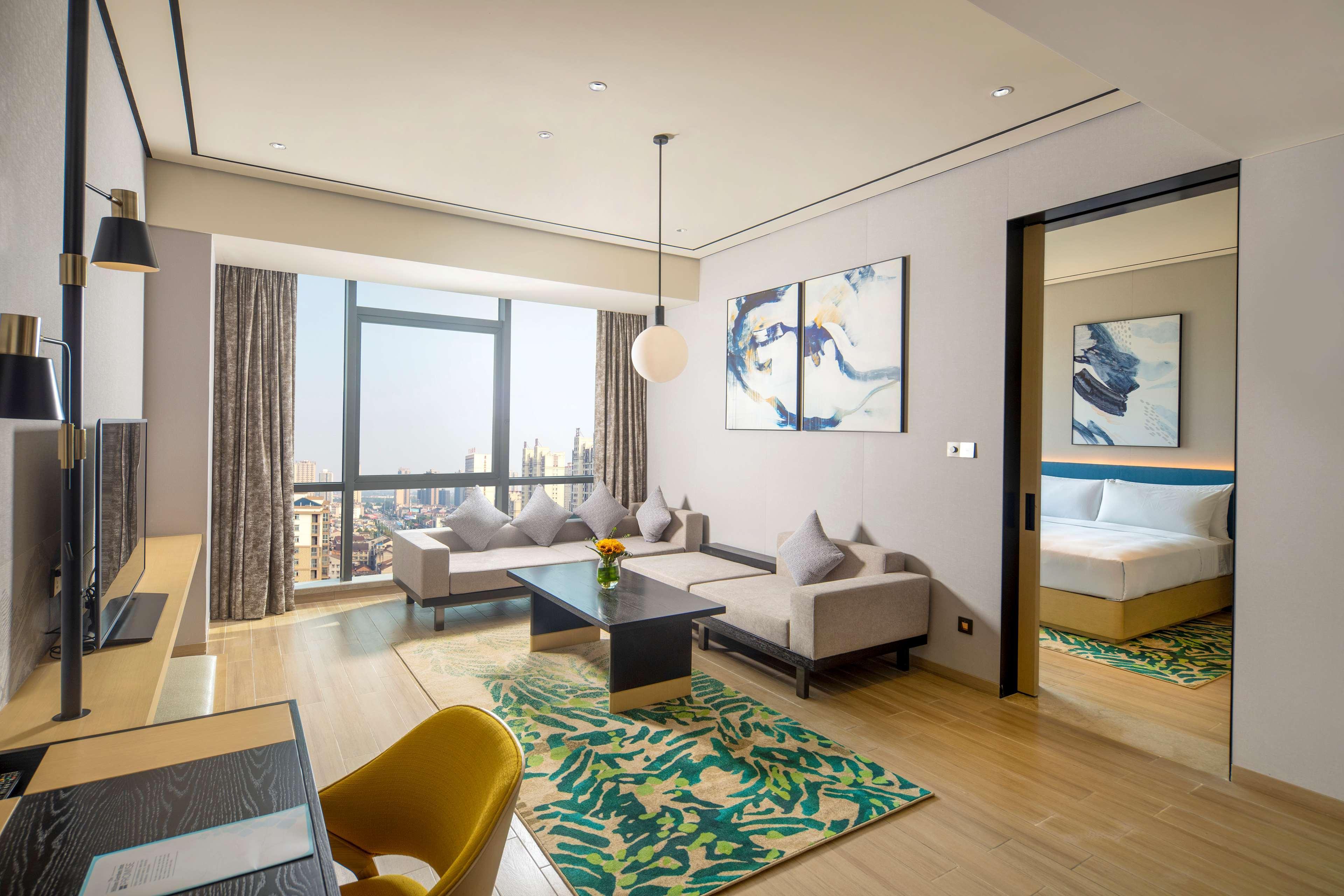Hilton Garden Inn Changde Dingcheng Экстерьер фото